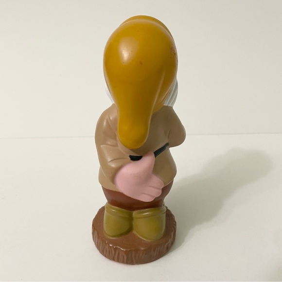 VTG Disney Snow White & Seven Dwarfs Sneezy 5" Rubber/Plastic Figure - Picture 3 of 10